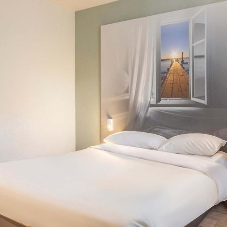 B&B Hotel Toulon La Seyne Sur Mer Bagian luar foto