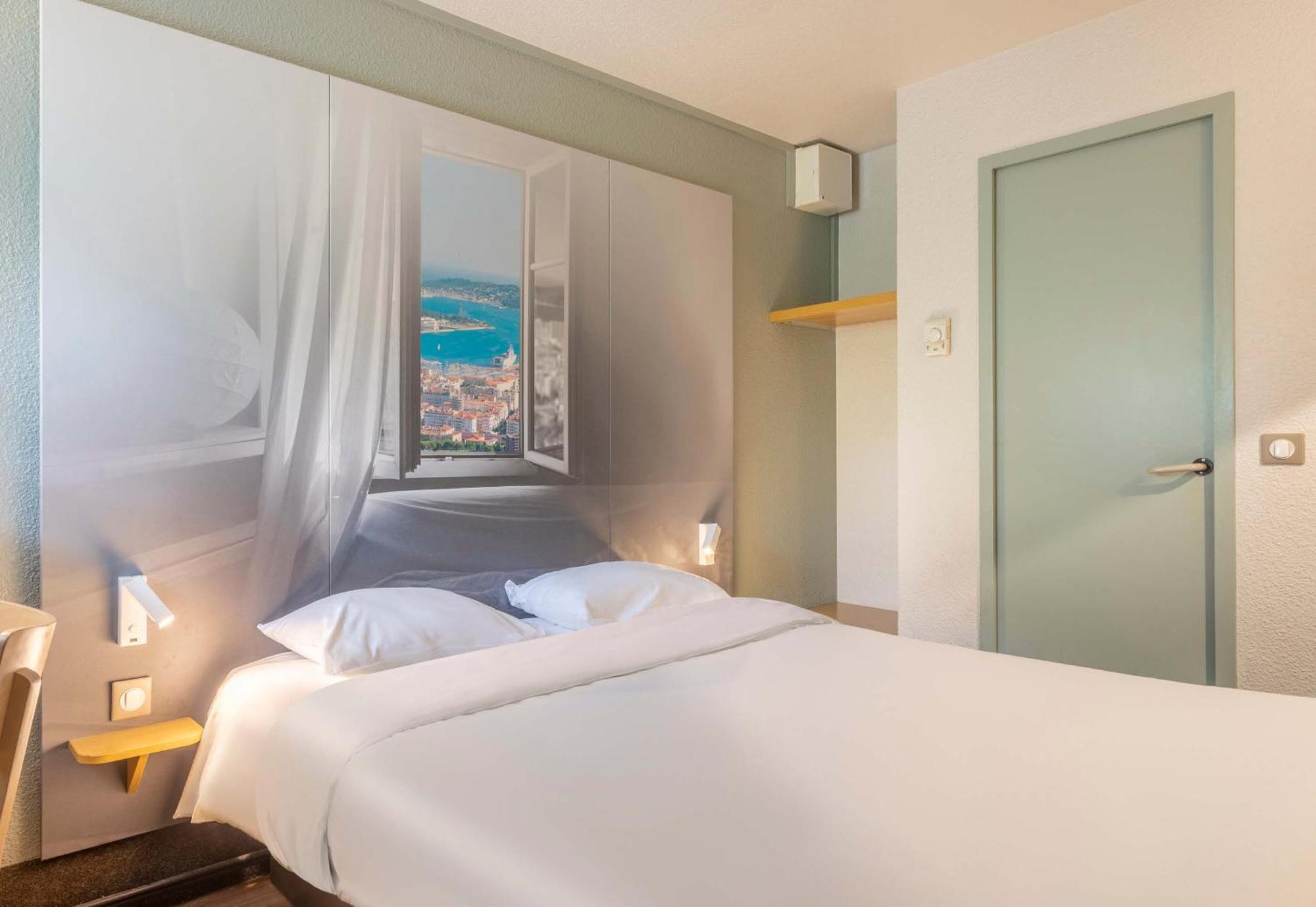 B&B Hotel Toulon La Seyne Sur Mer Bagian luar foto