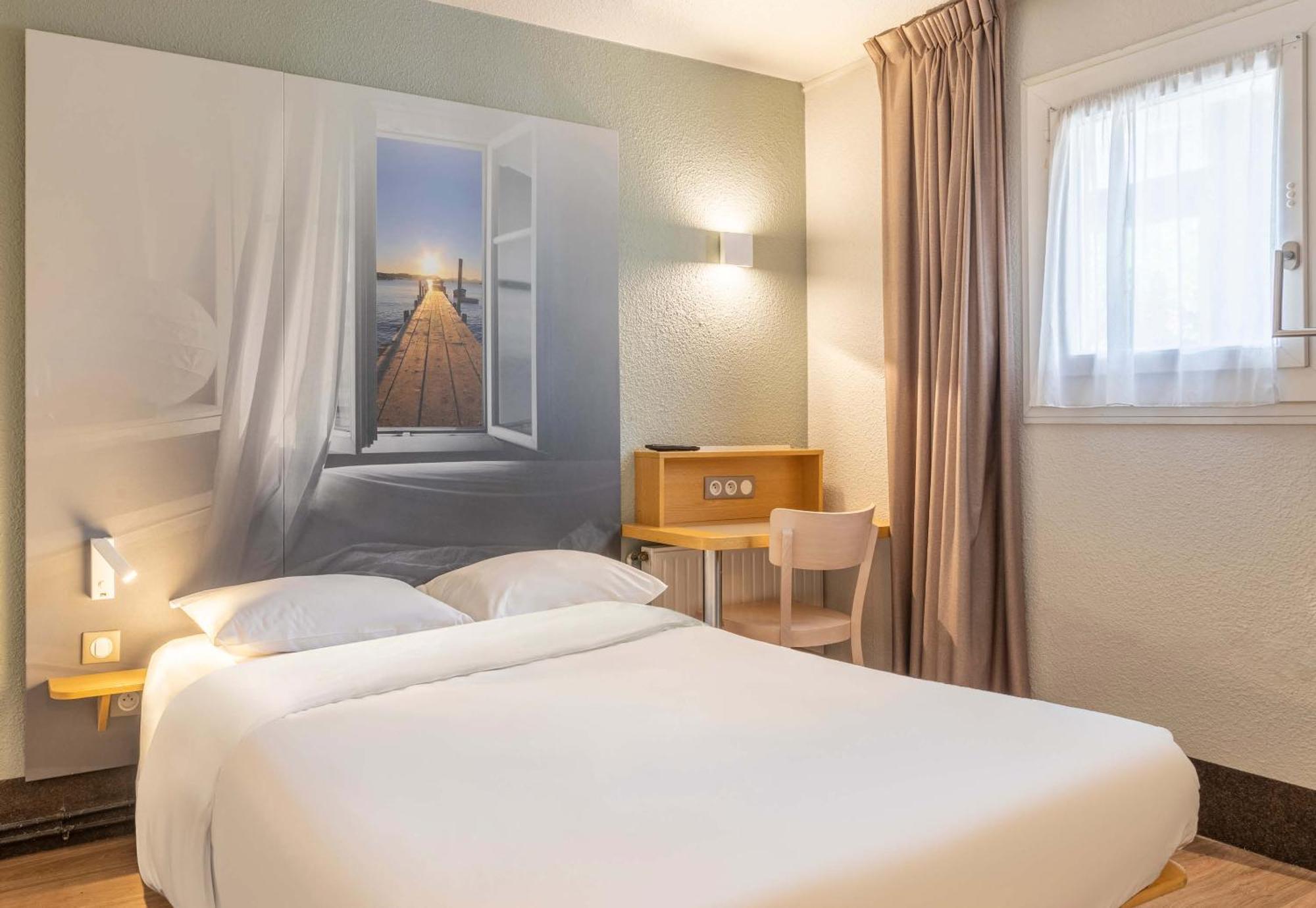 B&B Hotel Toulon La Seyne Sur Mer Bagian luar foto